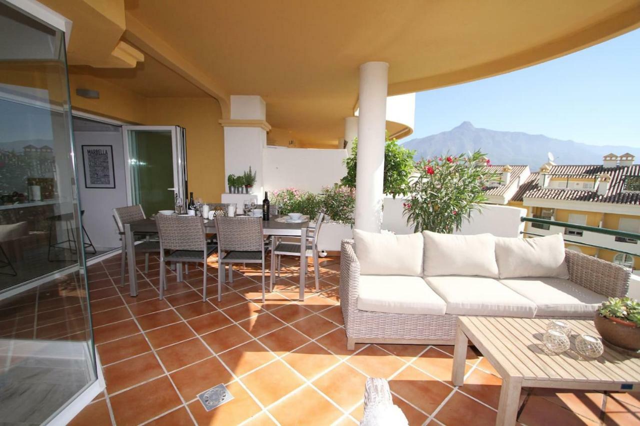 Apartamento 4 Bedroom Luxury Duplex With Sea Views By Puerto Banus *