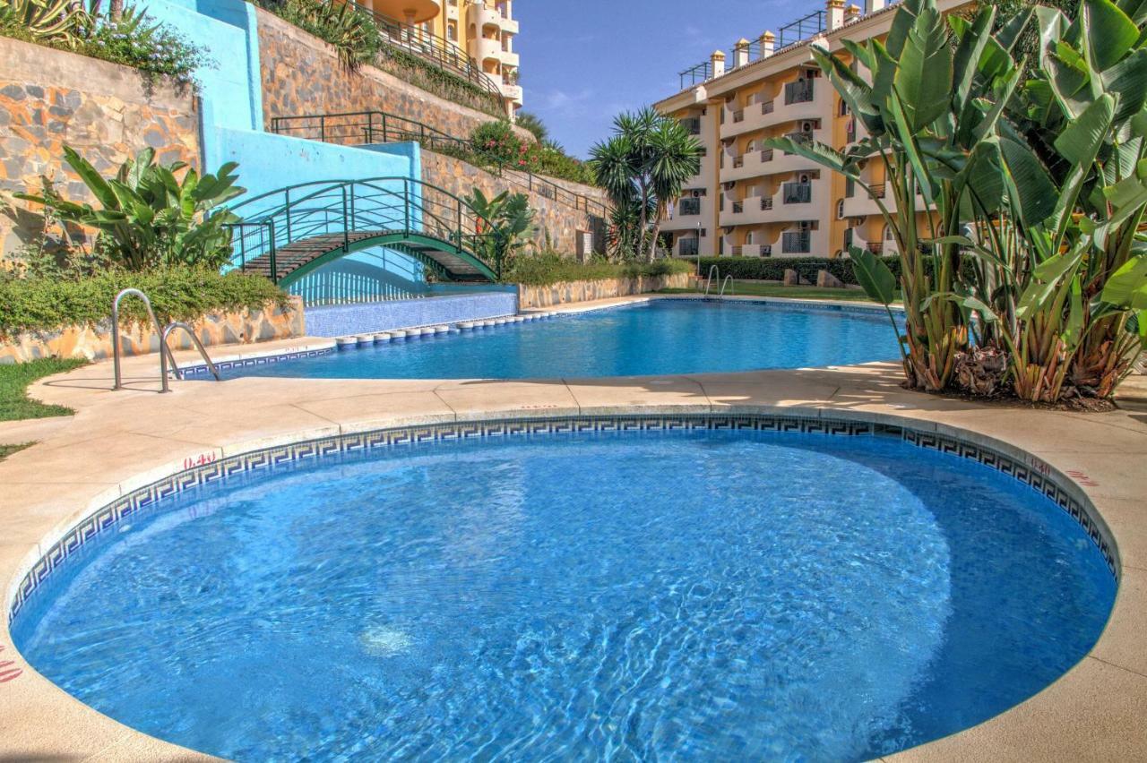 Apartamento 4 Bedroom Luxury Duplex With Sea Views By Puerto Banus *